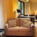 Lejlighed Xili's Apartment, Netflix & Free Parking Braşov