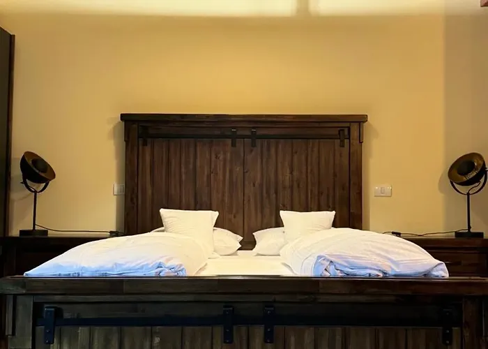 Xili's Apartment, Netflix & Free Parking * בראשוב